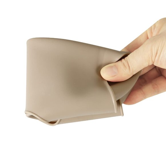 Adjustable Waterproof Silicone Bibs for Toddlers - Easy Clean & Stylish 3-Pack - Picture 9 of 9